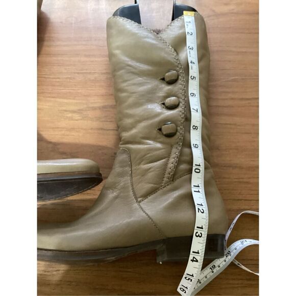 Vintage Leather Boots 8.5 - Picture 2 of 9